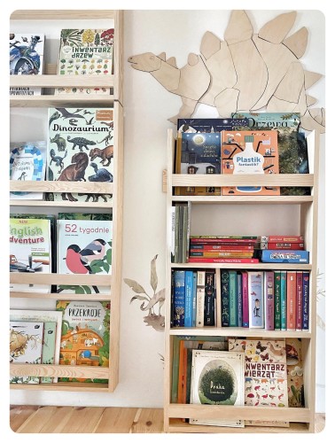 Regał Montessori dla dziecka z czterema półkami z litego drewna sosnowego